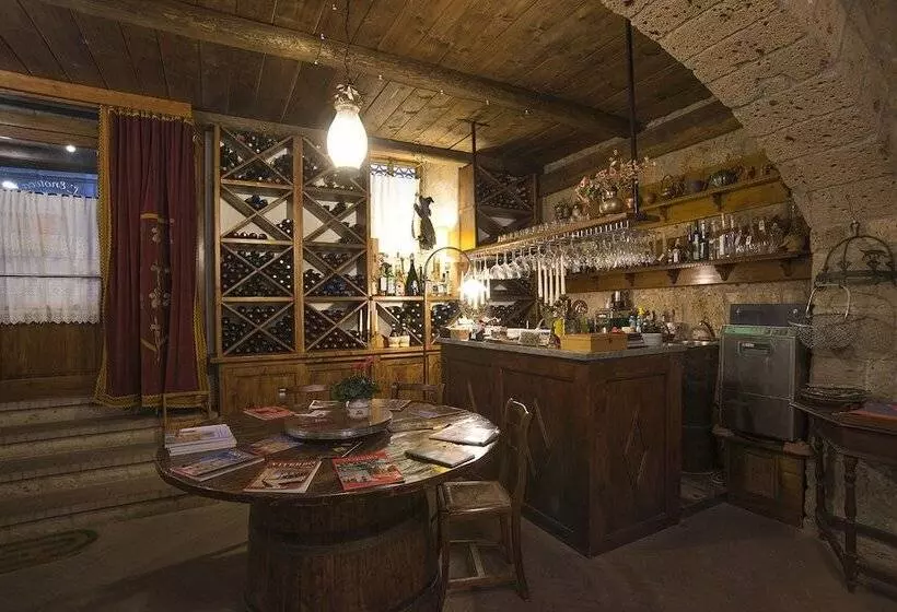 Hotelli Castello Di Proceno Albergo Diffuso In Dimora D'epoca