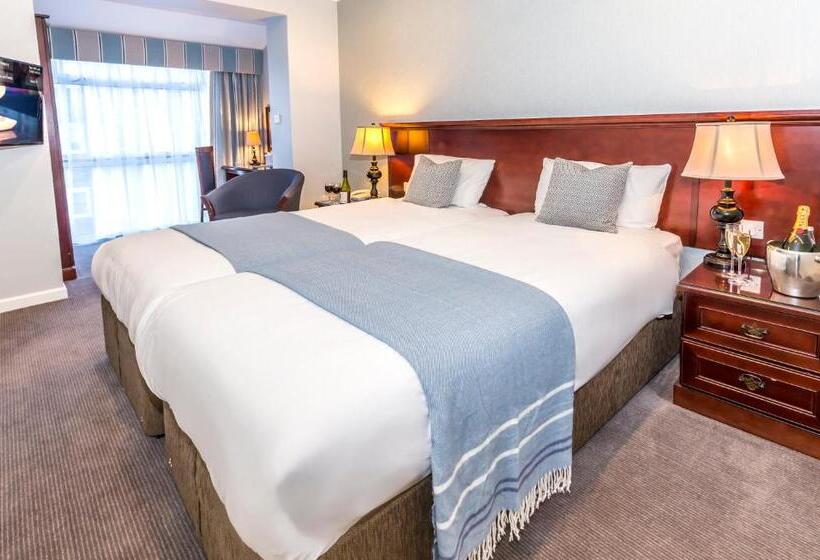 فندق Connaught Lodge