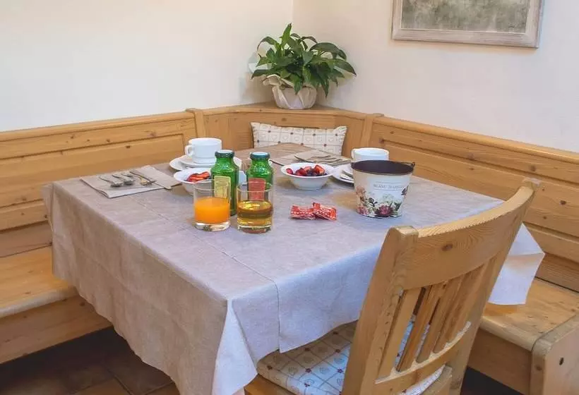 ホテル Garnì Sant Antonio Con Spa