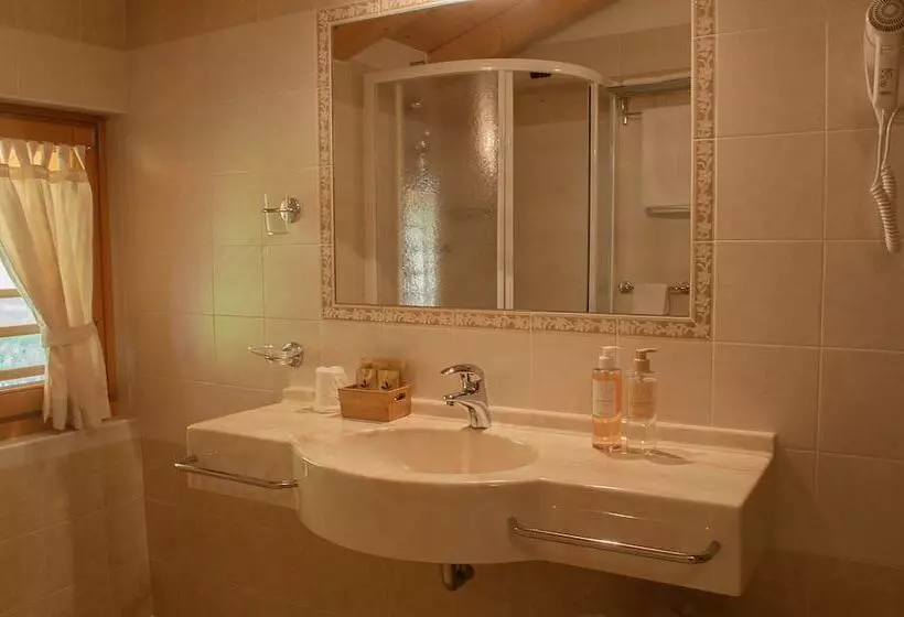 ホテル Garnì Sant Antonio Con Spa