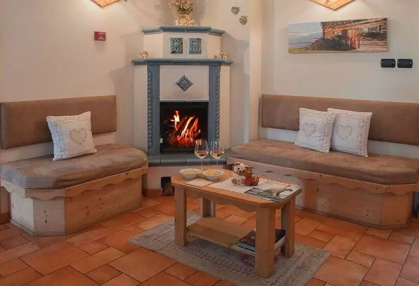 ホテル Garnì Sant Antonio Con Spa