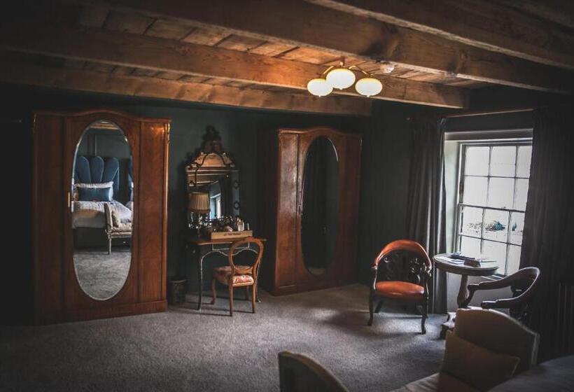 호텔 Le Petit Chateau & William De Percy