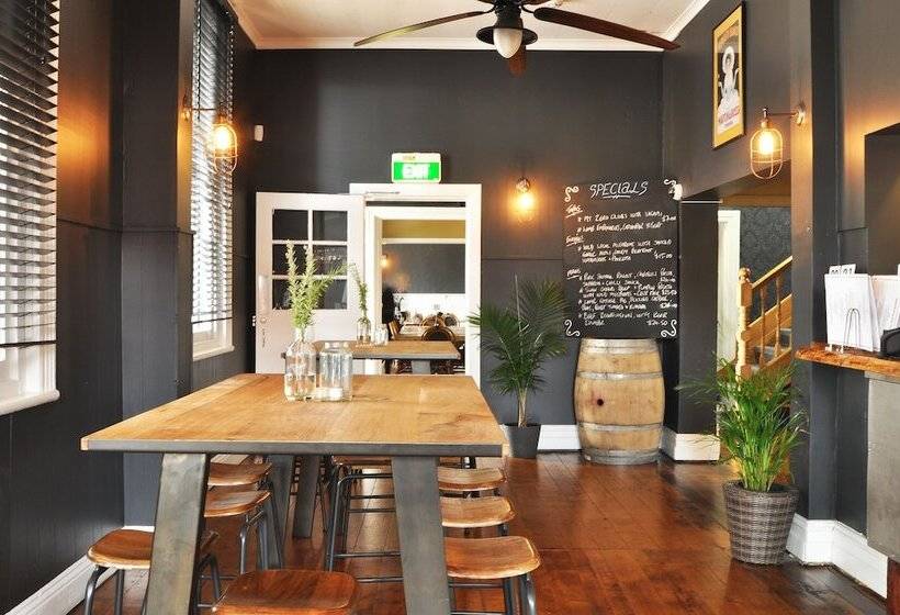 Grand Hotel Healesville