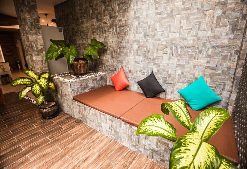 Triton Beach Hotel & Spa