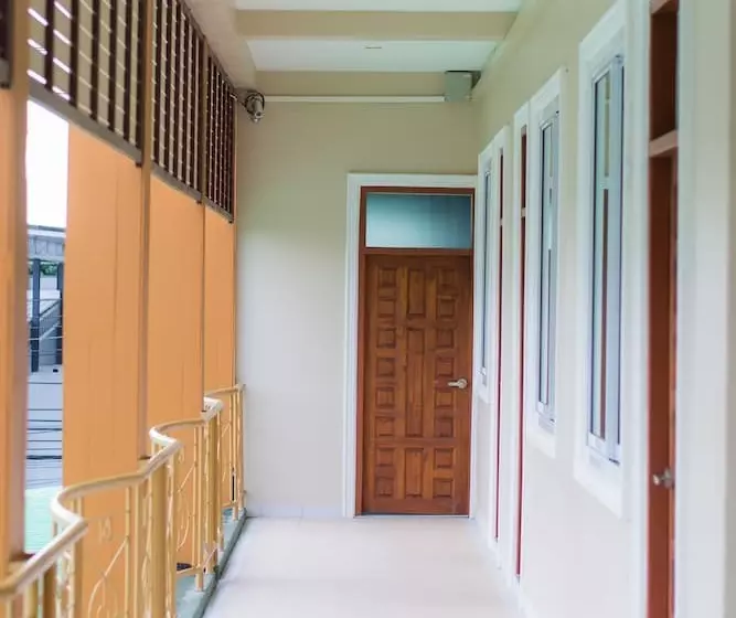 ホテル Ubon Best Place