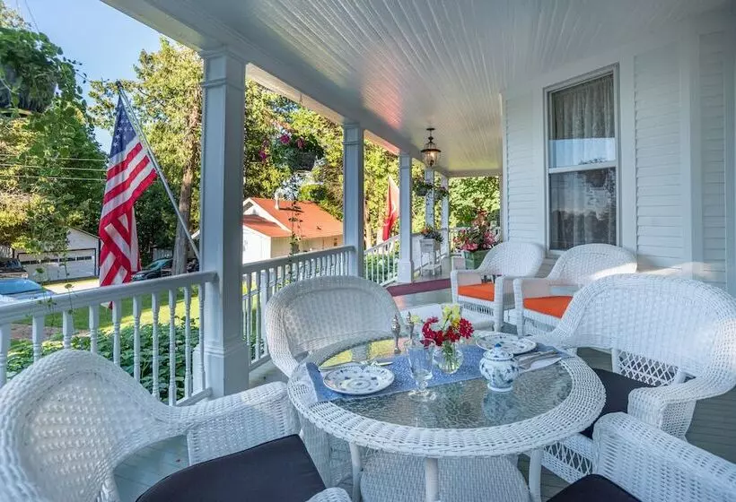 ベッドアンドブレックファースト Thorp House Inn & Cottages