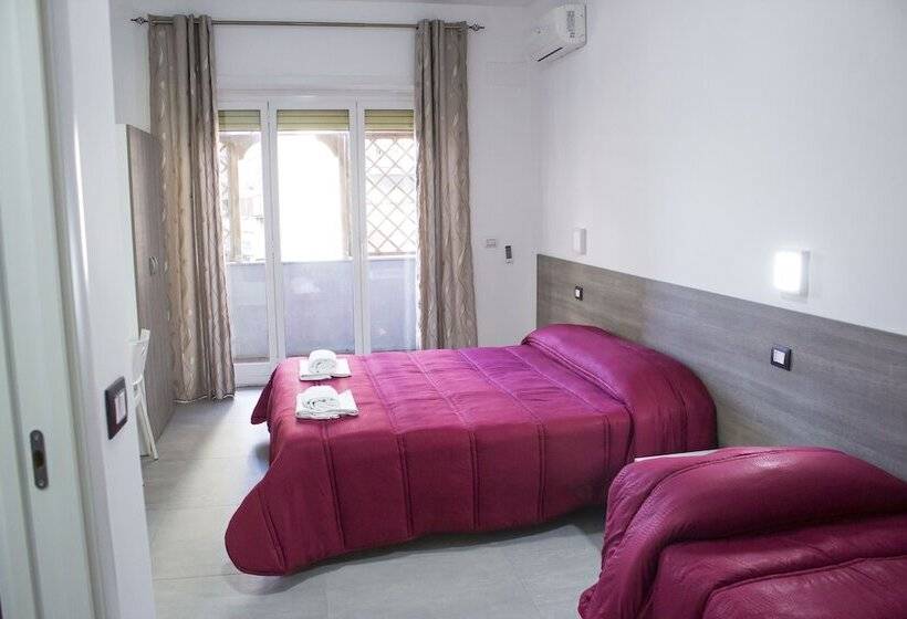 مسافرخانه Tiburtina Royal Suites