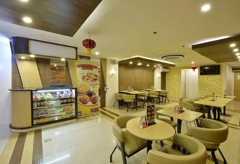 ホテル 99 Monumento Caloocan