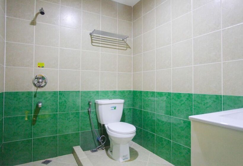 فندق 99 Monumento Caloocan