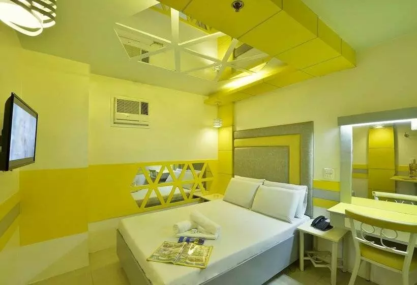 ホテル 99 Monumento Caloocan