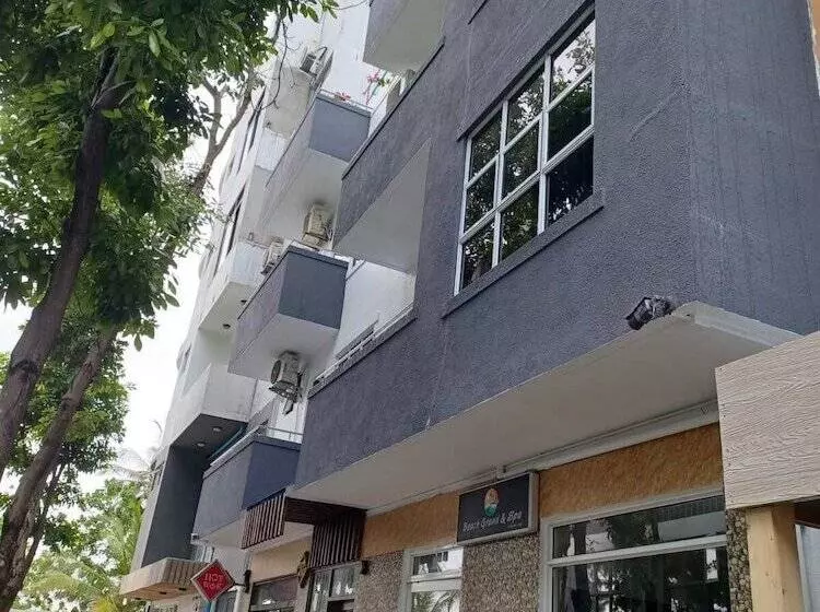 هتل Beach Grand & Spa Premium