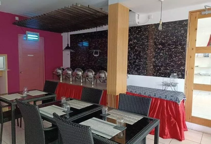 هتل Beach Grand & Spa Premium