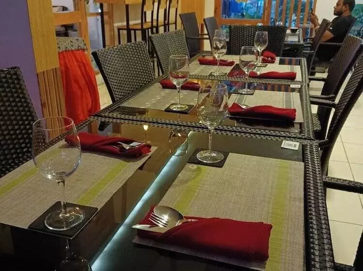 هتل Beach Grand & Spa Premium