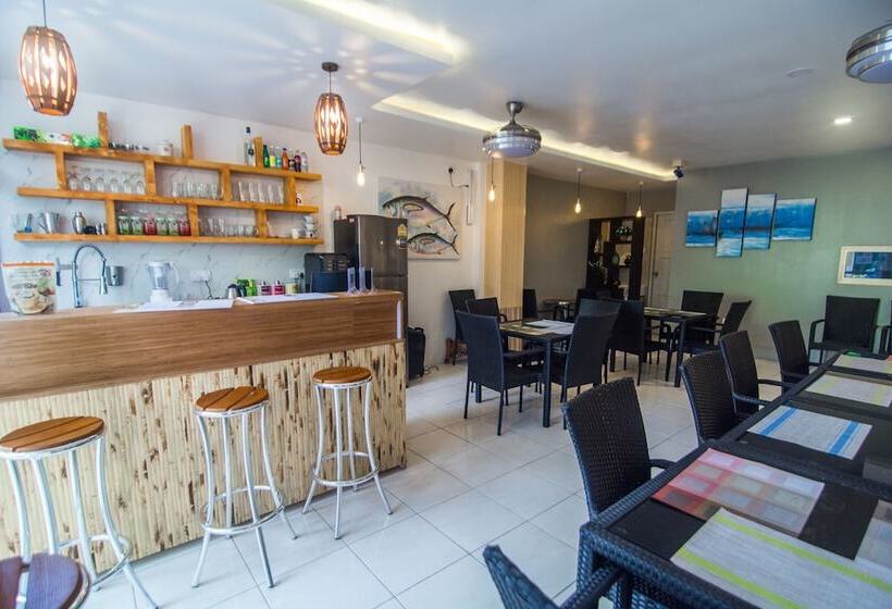 هتل Beach Grand & Spa Premium