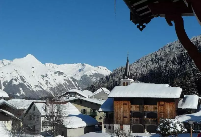Hotelli Chalet Hôtel Aiguille Blanche