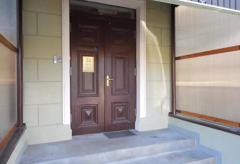 هتل Gogol Park Rooms