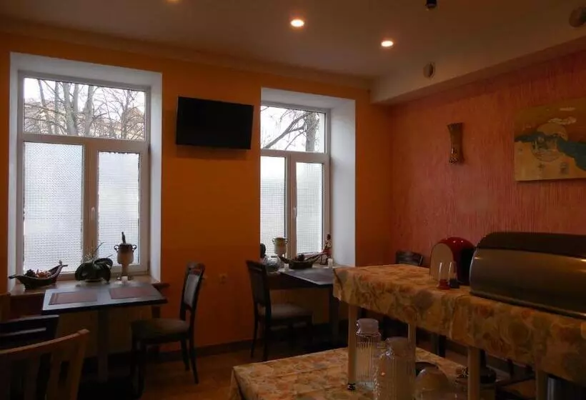 هتل Gogol Park Rooms