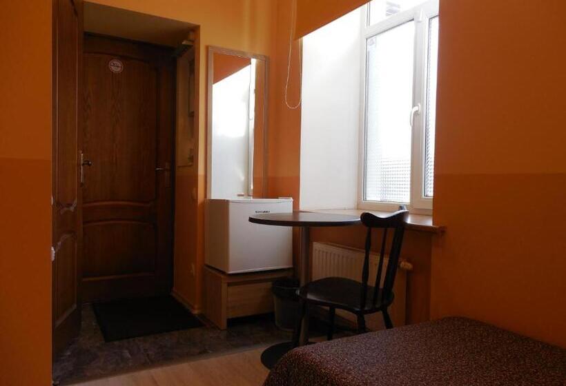 هتل Gogol Park Rooms