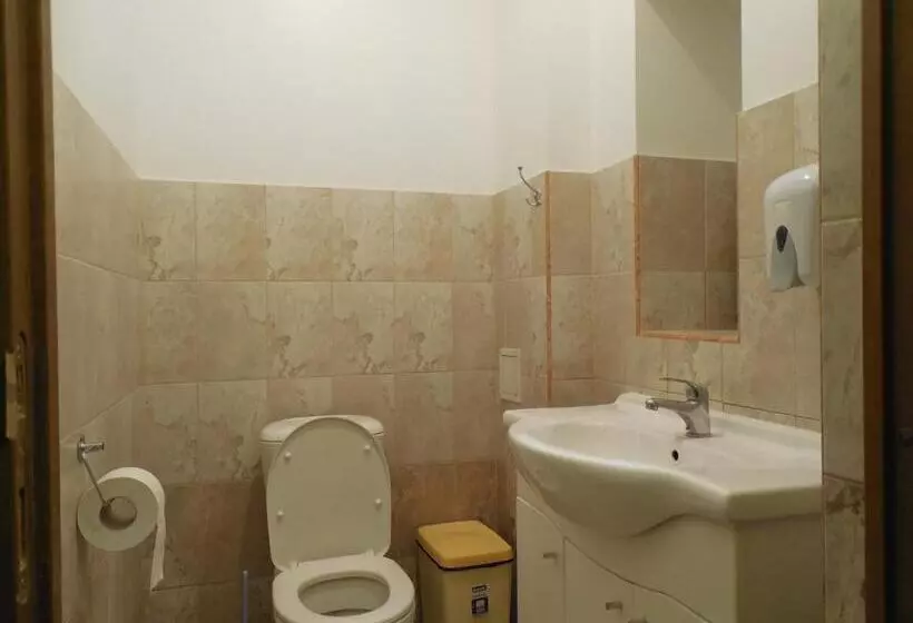 هتل Gogol Park Rooms