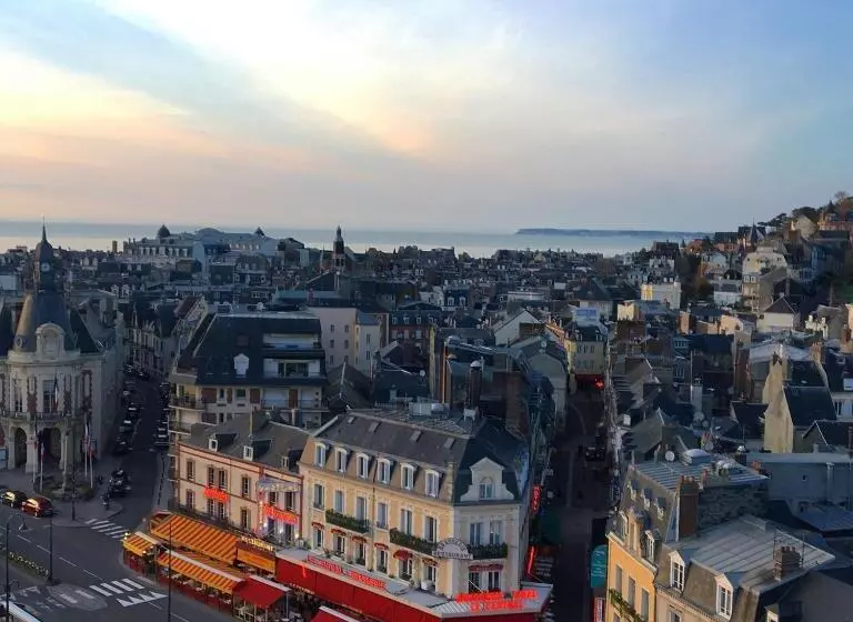 Le Trouville   Hotel De Charme