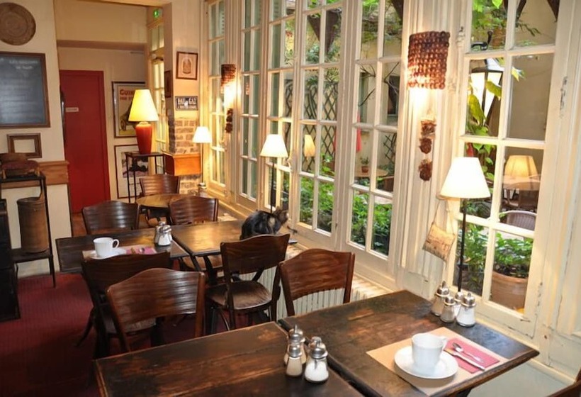 هتل Le Vieux Carre