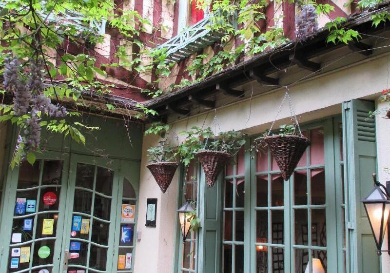 هتل Le Vieux Carre