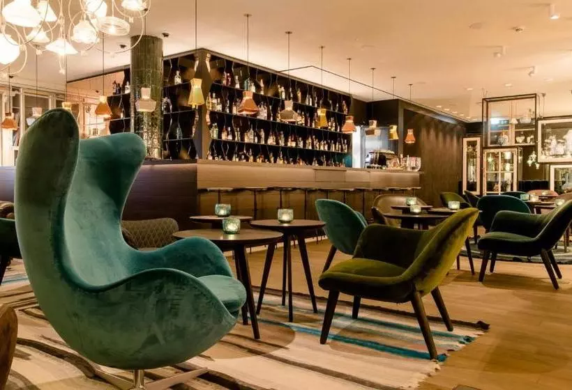 Motel One Amsterdamwaterlooplein