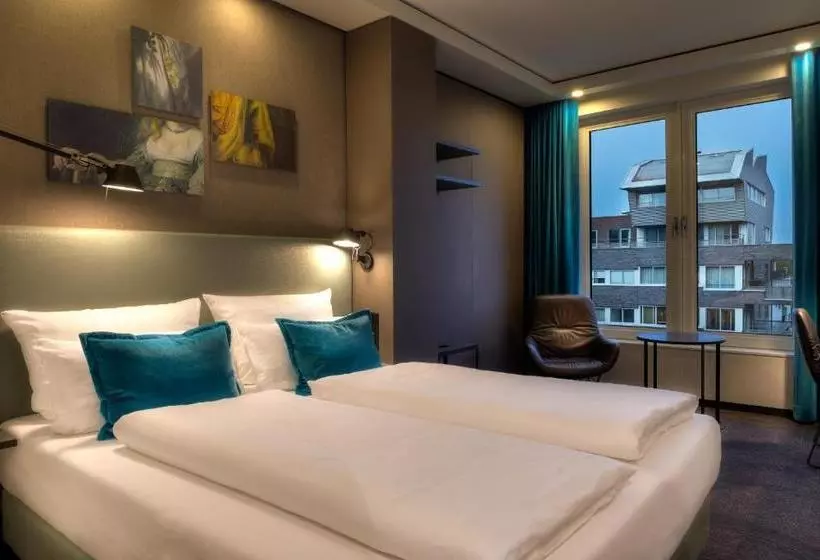 Motel One Amsterdamwaterlooplein
