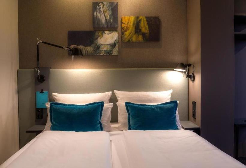 Motel One Amsterdamwaterlooplein