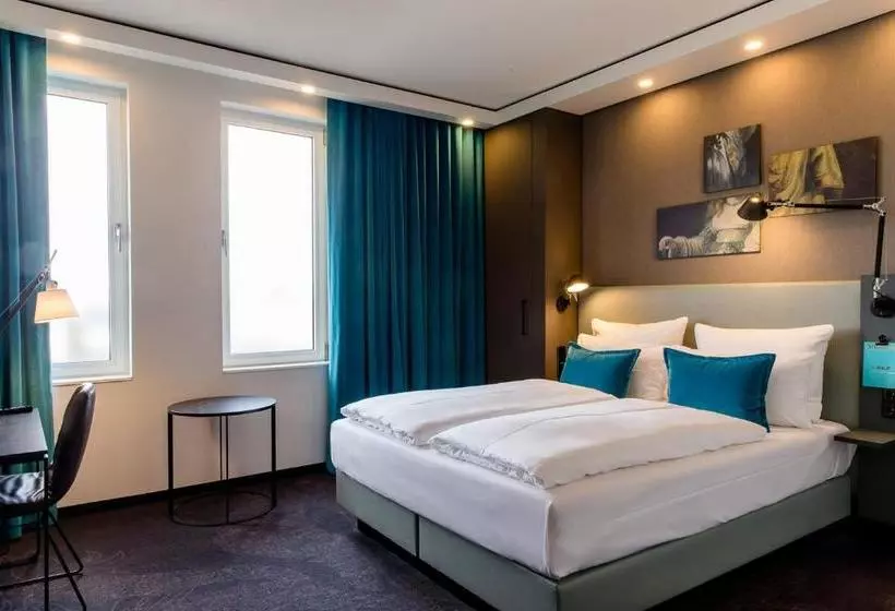 Motel One Amsterdamwaterlooplein