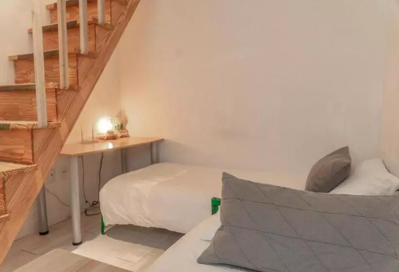 پانسیون Myeongdong Artmonstay