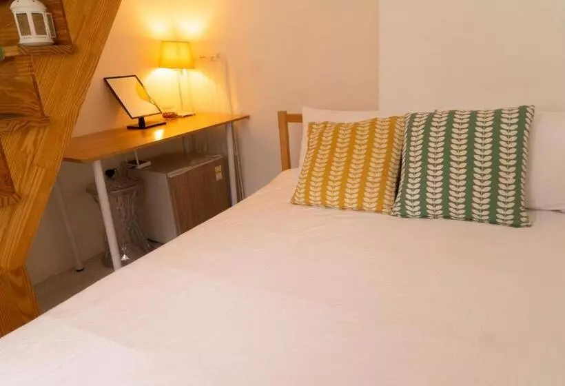 پانسیون Myeongdong Artmonstay