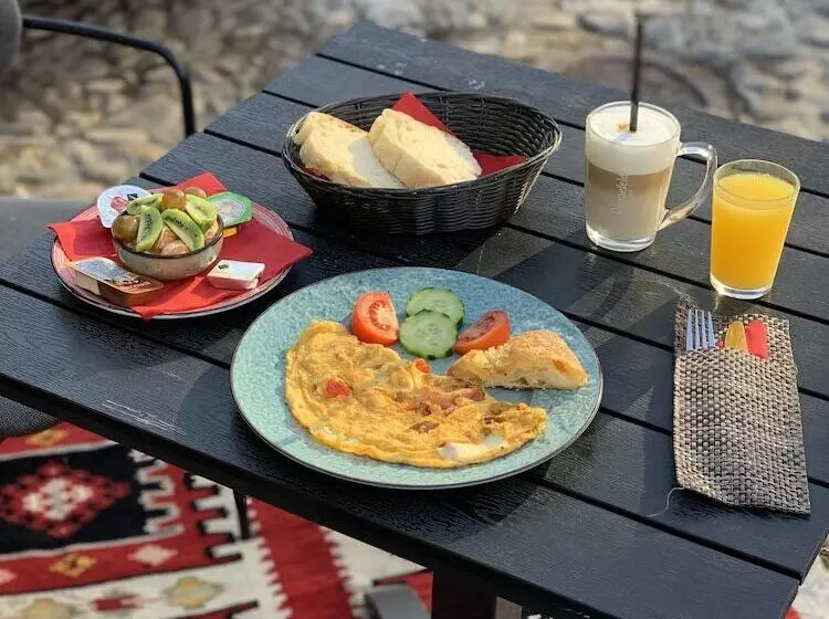 تختخواب و صبحانه Bohemian Garni  Skadarlija