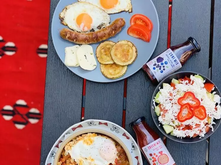 تختخواب و صبحانه Bohemian Garni  Skadarlija