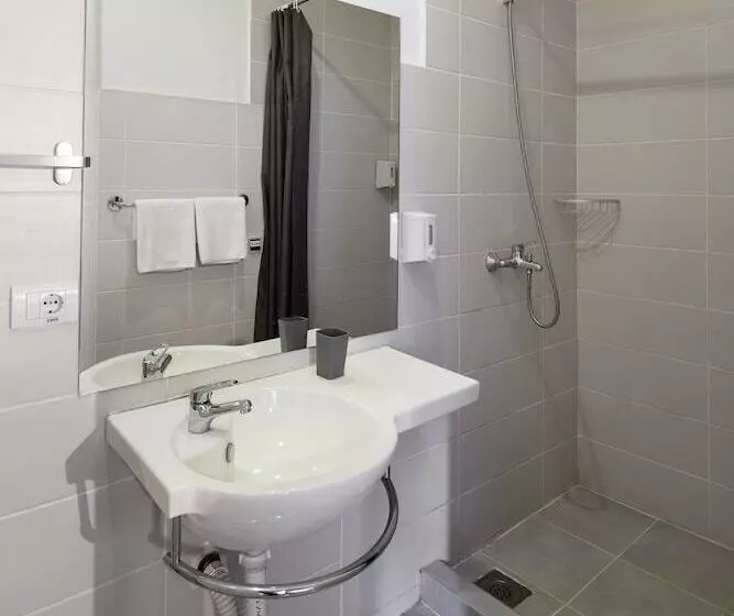 تختخواب و صبحانه Bohemian Garni  Skadarlija