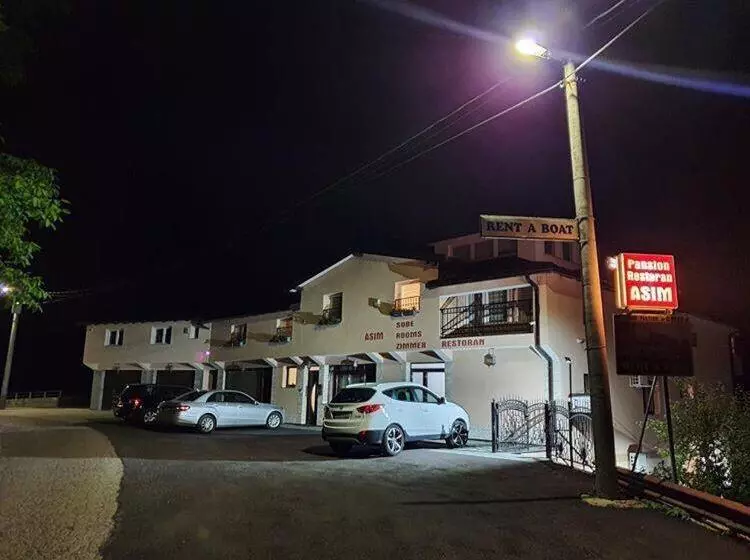 تختخواب و صبحانه Pansion Asim