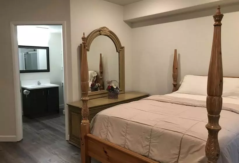 Fully Furnished Apartments near Hollywood