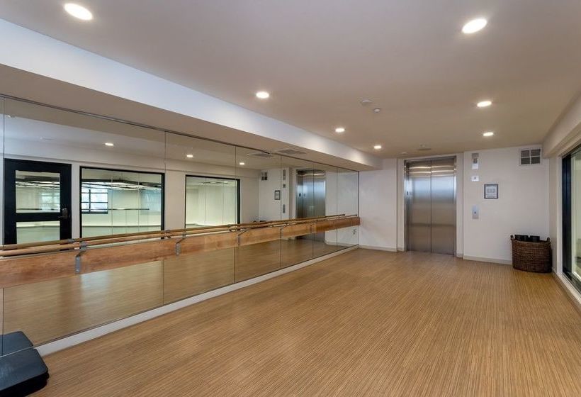 Global Luxury Suites At Epic Way