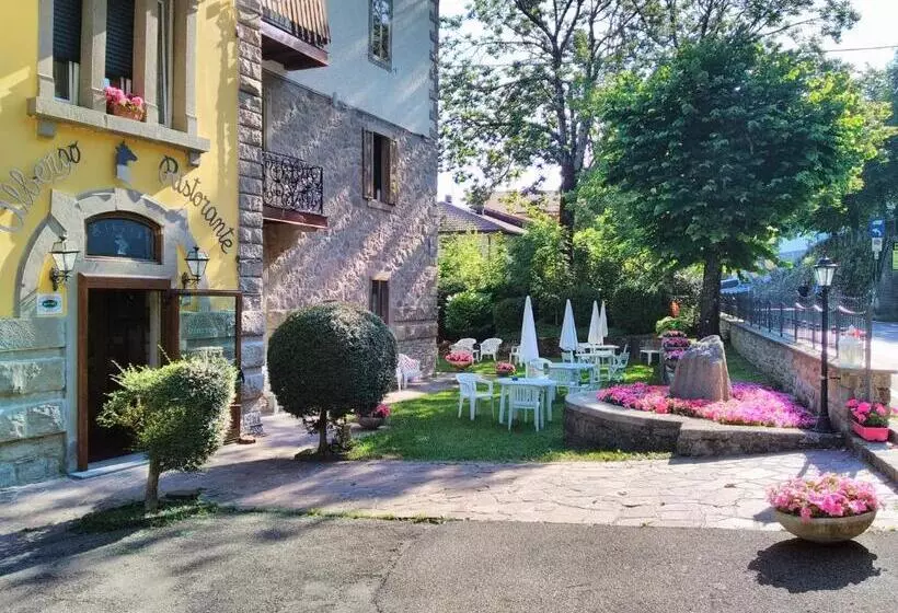 Hotel Albergo Capriolo