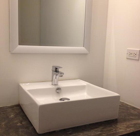 Отель Gatto Blanco Party