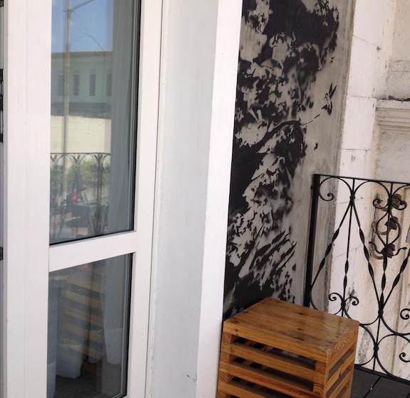 Отель Gatto Blanco Party