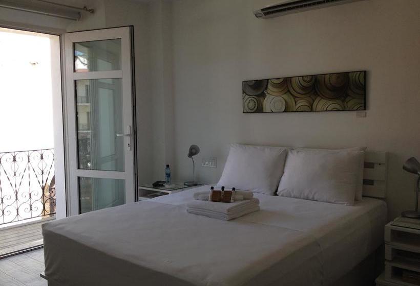 Отель Gatto Blanco Party