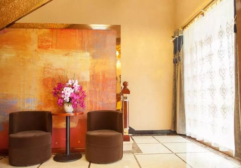 هتل Greentree Alliance Shanghai Chenghuang Temple Bund