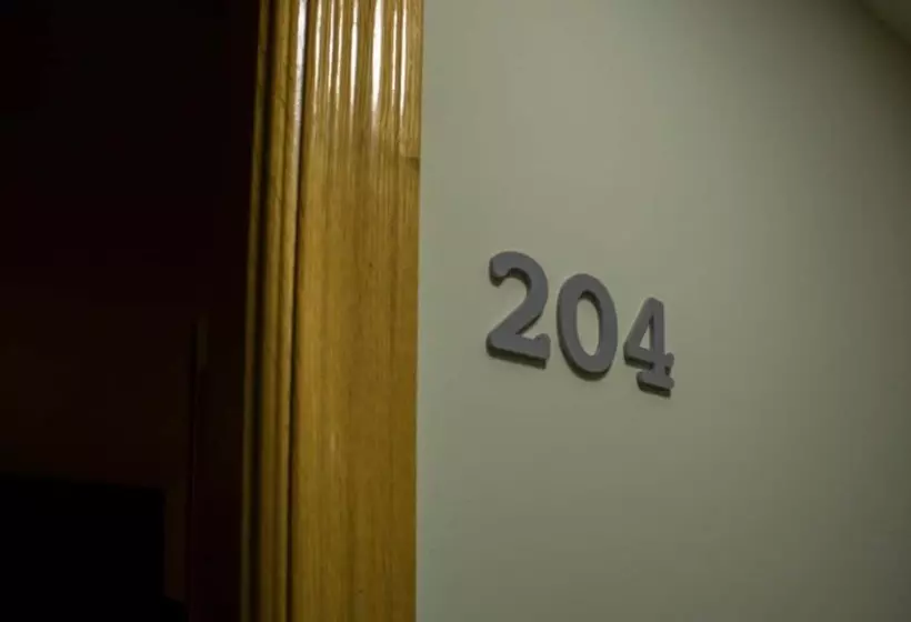 هتل Hostal Alda Rio Duero