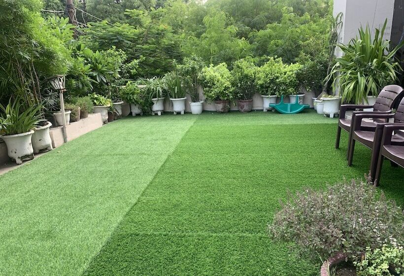 בית מלון כפרי Kashish Residency And Banquet