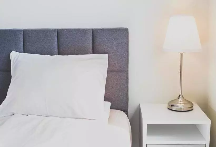 ホテル Midtown Hostel