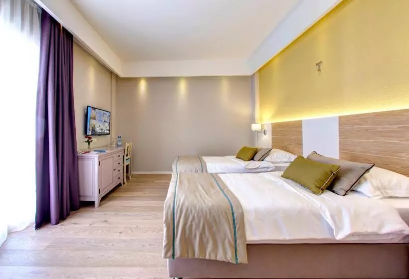 هتل Villa Regina