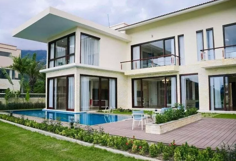استراحتگاه Diamond Bay Golf And Villas
