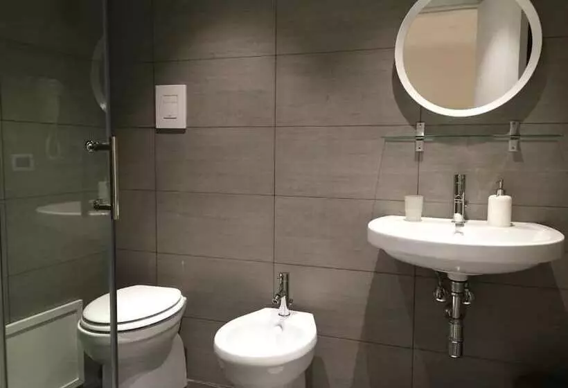 تختخواب و صبحانه Room & Breakfast Zero