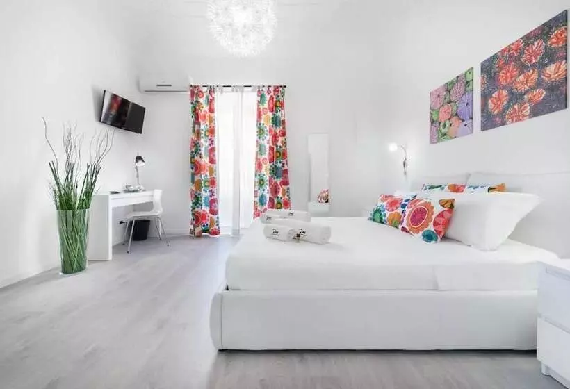 تختخواب و صبحانه Room & Breakfast Zero